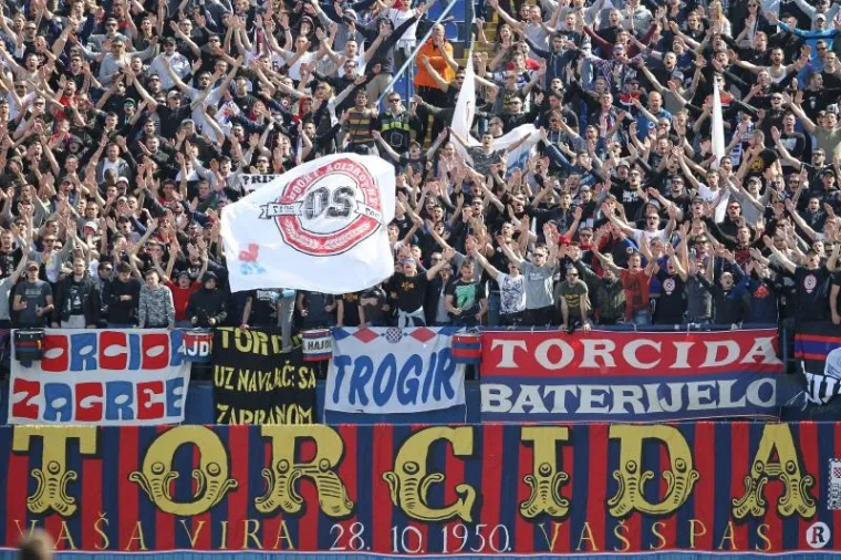 NAJVEĆA UTAKMICA HRVATSKOG NOGOMETA: Osjetite da&scaron;ak atmosfere s maksimirskog derbija