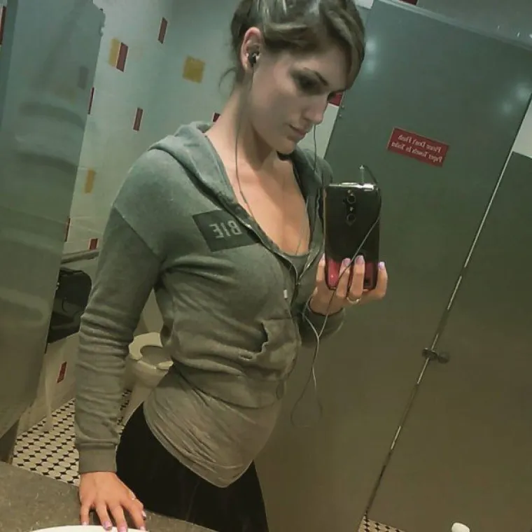 UZ NJIH NI DEŽURSTVO NIJE TE&Scaron;KO: Kad vidite &scaron;to vam rade kolegice za vikend, i vi ćete raditi prekovremeno