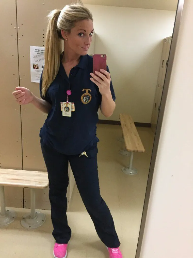 UZ NJIH NI DEŽURSTVO NIJE TE&Scaron;KO: Kad vidite &scaron;to vam rade kolegice za vikend, i vi ćete raditi prekovremeno