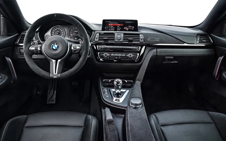 BMW GA JE PREDSTAVIO, VI GA POGLEDAJTE: Novi M4 CS je spektakl na cesti