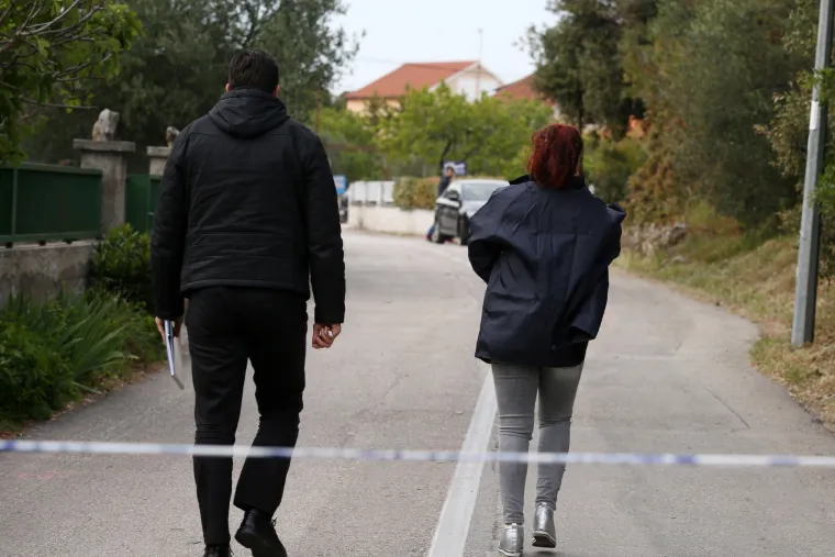 Brodarica: duge cijevi na ulicama