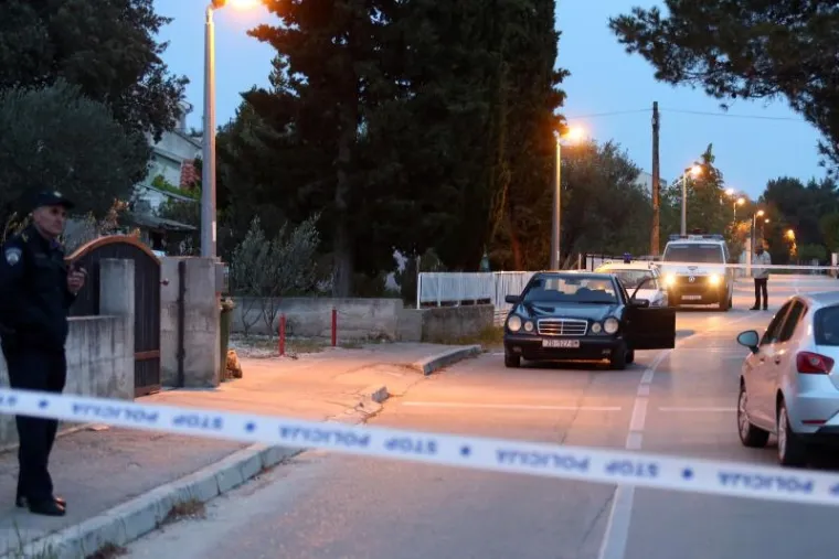 DUGE CIJEVI NA ULICAMA: Troje ubijenih u &Scaron;ibeniku, policija objavila tjeralicu