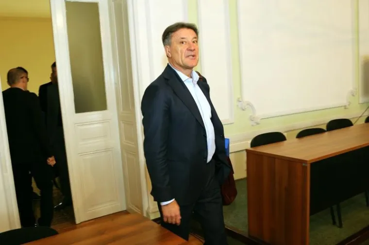 Suđenje Zdravku Mamiću i ostalima za izvlačenje 116 milijuna iz Dinama