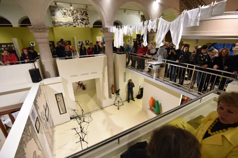 Otvorena velika izložba o seksualnosti Istre kroz stoljeća pod nazivom Gajba i tić