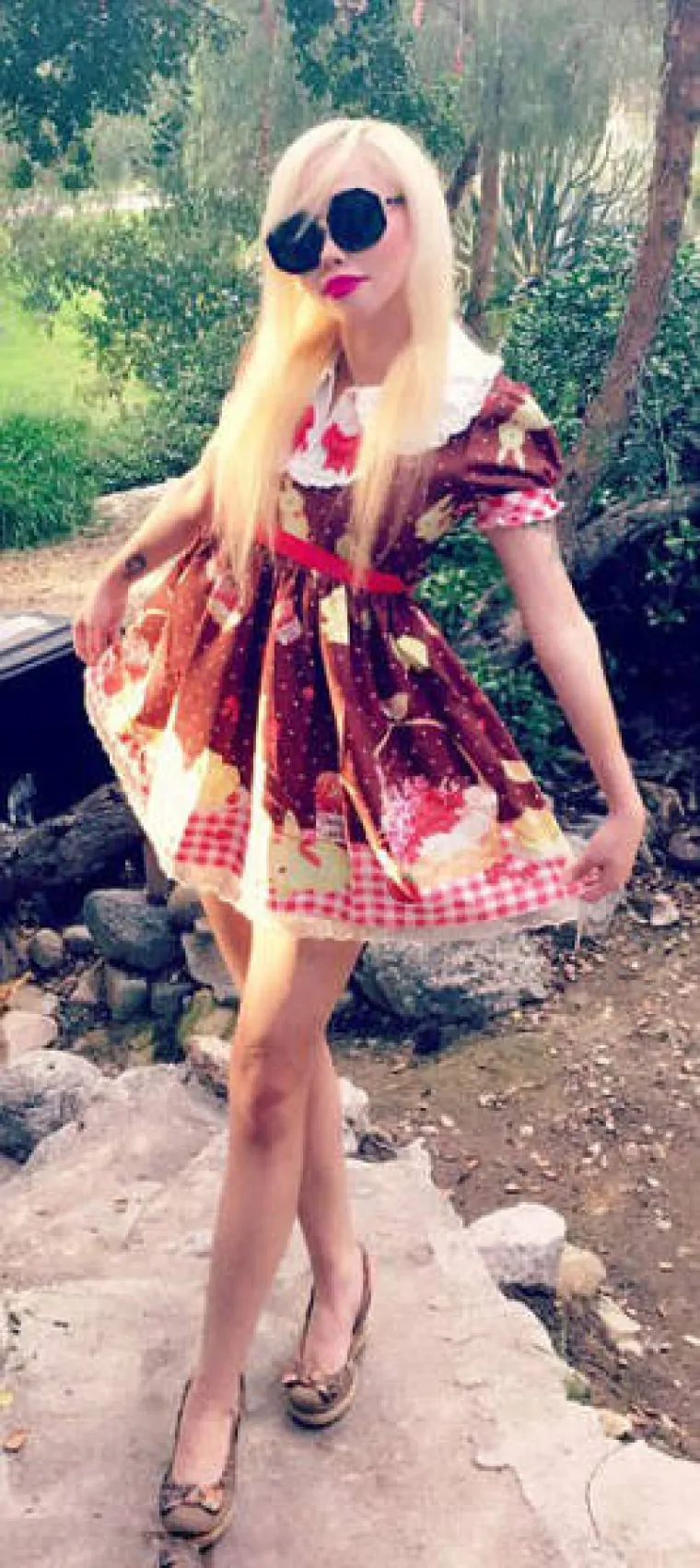 OD GOTIČARKE SE PRETVORILA U BARBIKU: Pogledajte bizarnu preobrazbu kojom je &scaron;okirala sve koji je poznaju