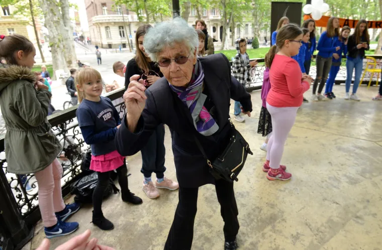 Plesni performans povodom Međunarodnog dana plesa