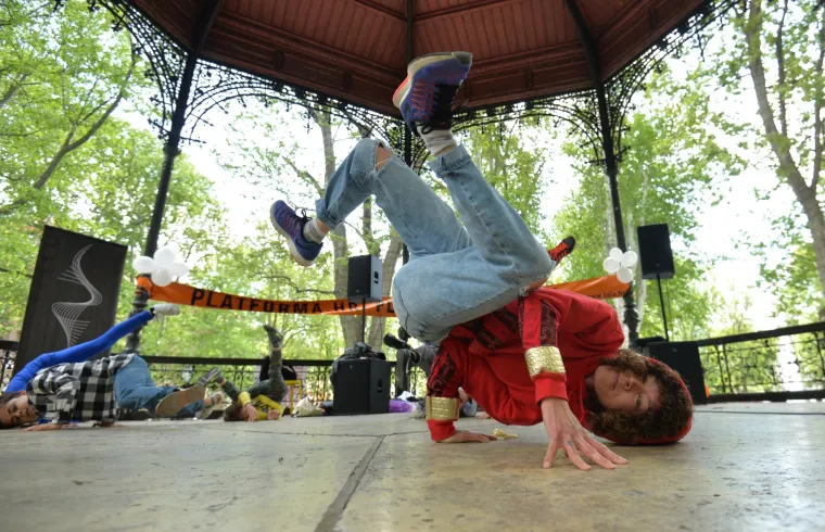 Plesni performans povodom Međunarodnog dana plesa