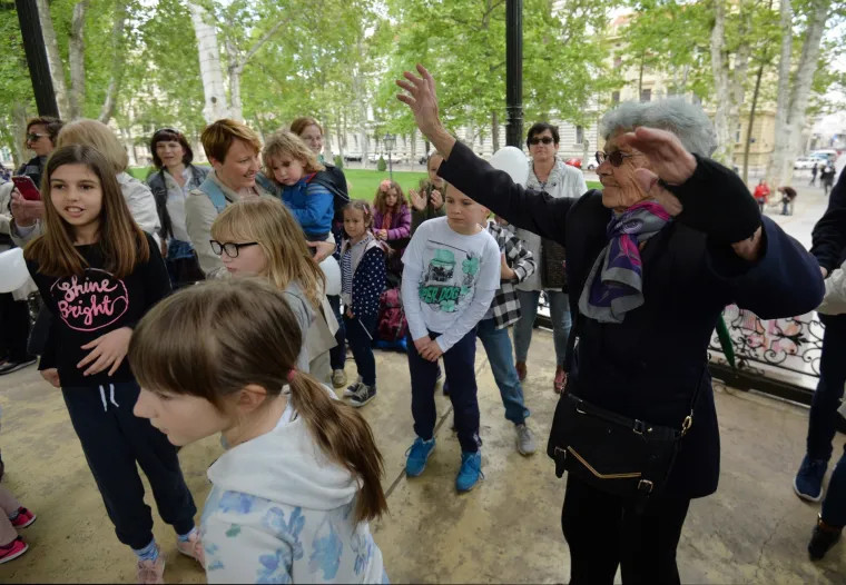 Plesni performans povodom Međunarodnog dana plesa