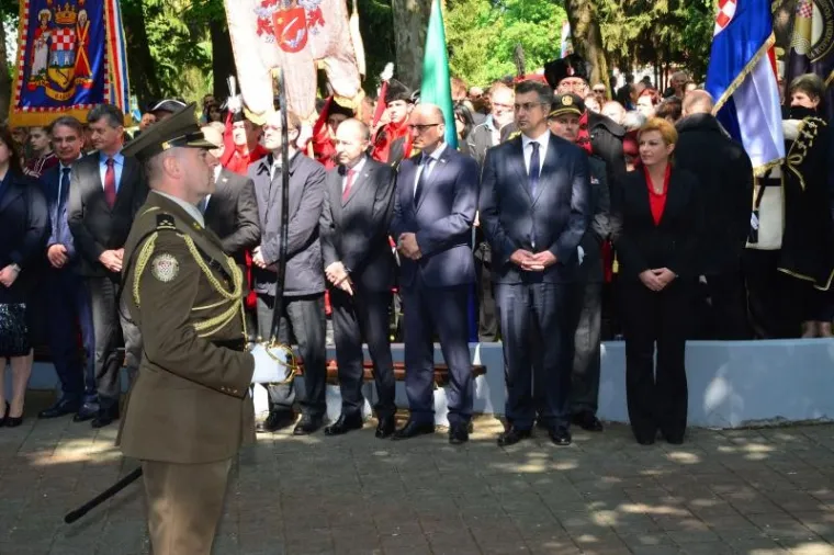 SVEČANOST U OKUĆANIMA: Državni vrh na 22. obljetnici akcije 'Bljesak'