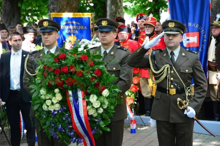 SVEČANOST U OKUĆANIMA: Državni vrh na 22. obljetnici akcije 'Bljesak'