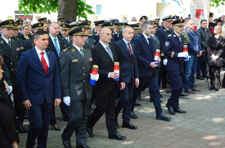 SVEČANOST U OKUĆANIMA: Državni vrh na 22. obljetnici akcije 'Bljesak'