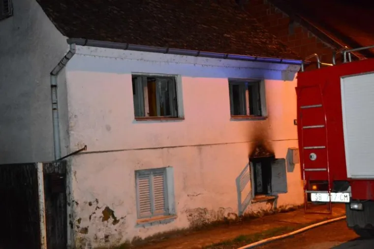 STRAVIČNI PRIZORI U SLAVONSKOM KOBA&Scaron;U: Žena izgorjela u obiteljskoj kući