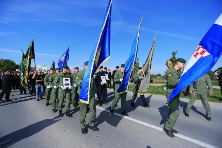 KOMEMORACIJA U BOROVOM SELU: Obilježavanje 26 godina od pogibije 12 hrvatskih redarstvenika