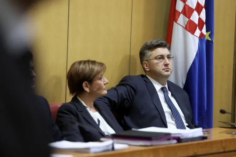 NAPETA RASPRAVA NA MARKOVOM TRGU: Zastupnici raspravljaju o ministru financija Zdravku Mariću