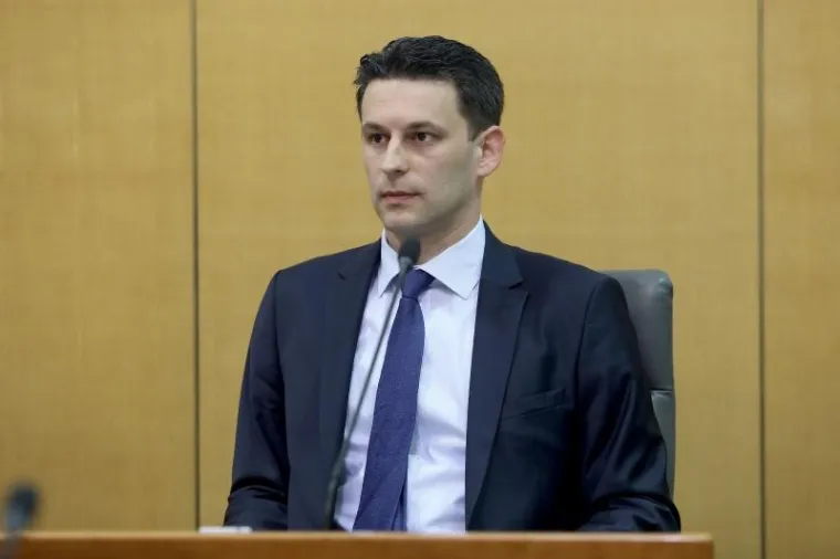 NAPETA RASPRAVA NA MARKOVOM TRGU: Zastupnici raspravljaju o ministru financija Zdravku Mariću