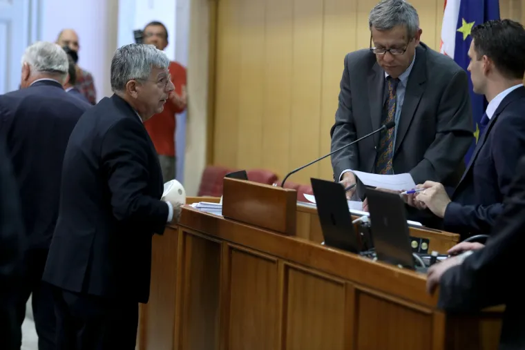 Nije izglasano nepovjerenje ministru Mariću, Saucha presudio