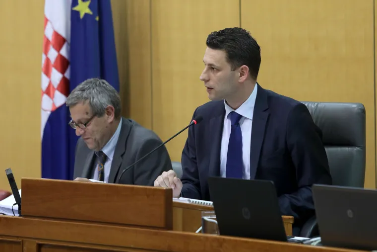 Nije izglasano nepovjerenje ministru Mariću, Saucha presudio