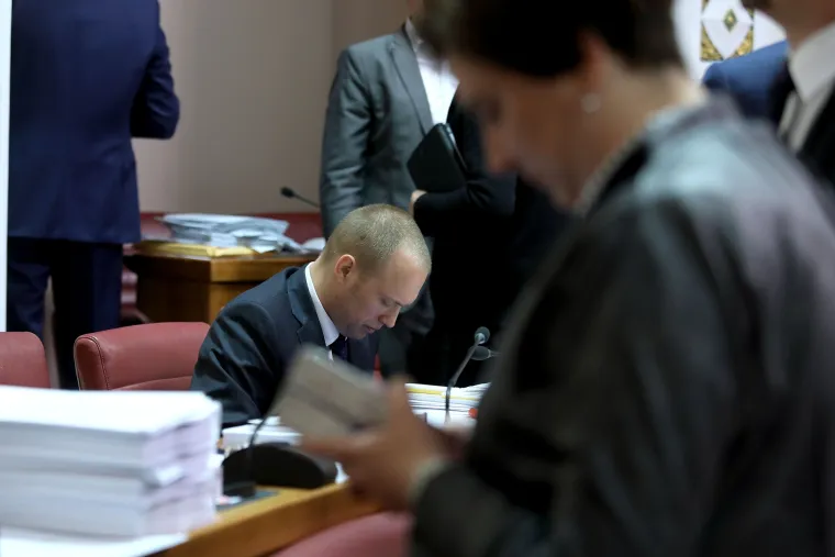 Nije izglasano nepovjerenje ministru Mariću, Saucha presudio