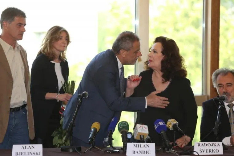 BANDIĆ S BOLNIM IZRAZOM LICA: 'Neće mene Bog jo&scaron; uzeti. Imam snage za tri normalna čovjeka...'