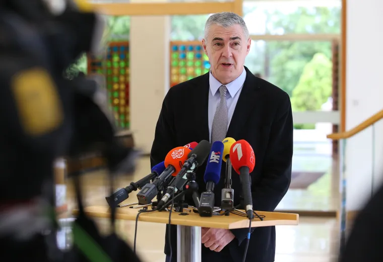 Čelnici političkih stranaka i saborski zastupnici na razgovoru kod predsjednice