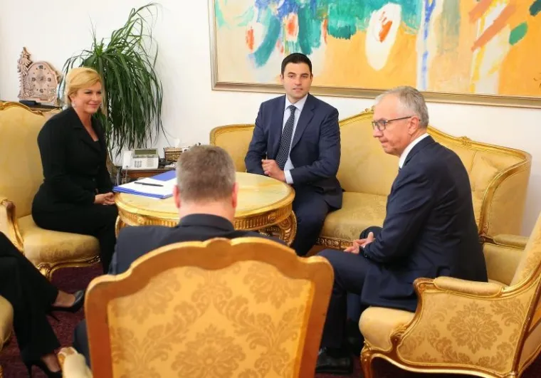 GUŽVA NA PANTOVČAKU: Čelnici stranaka na pojedinačnim razgovorima s Kolindom