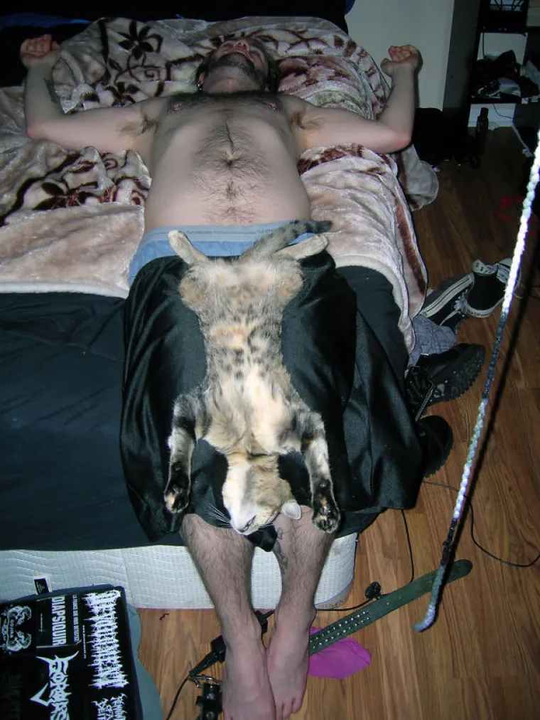 U&scaron;etala sam u spavaću sobu i dočekao me ovaj prizor.