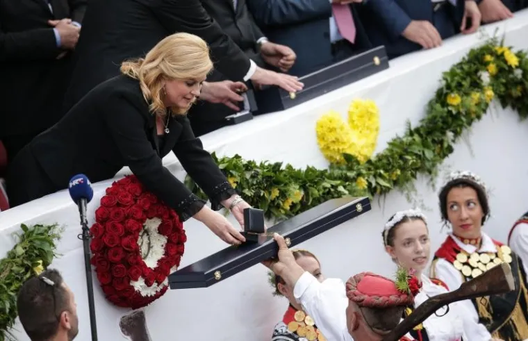 ANTE ZORICA JE SLAVODOBITNIK: Svečana sinjska alka trčala se u Vukovaru