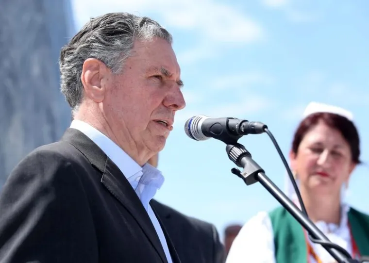 BLAGOSLOVLJEN 17-METARSKI KIP GOSPE OD LORETA: Petrina odu&scaron;evljen, Đani Mar&scaron;an otpjevao 'Bože čuvaj Hrvatsku'