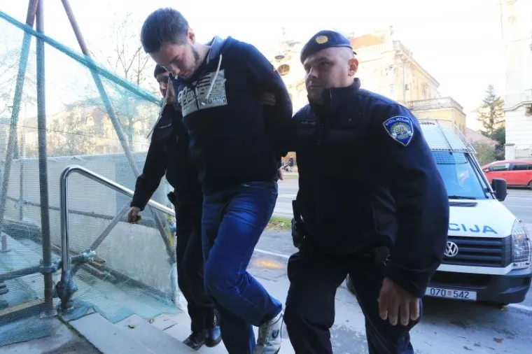 PRIVOĐENJE OKRUTNOG UBOJICE: Izbo biv&scaron;u curu i ostavio je da umre