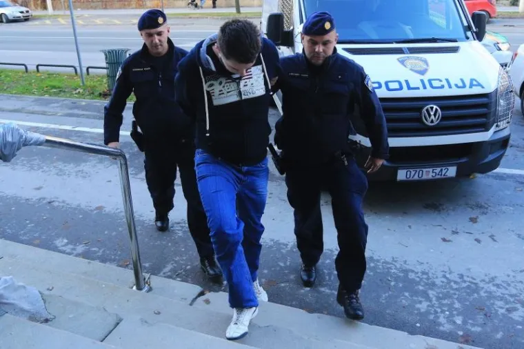 PRIVOĐENJE OKRUTNOG UBOJICE: Izbo biv&scaron;u curu i ostavio je da umre