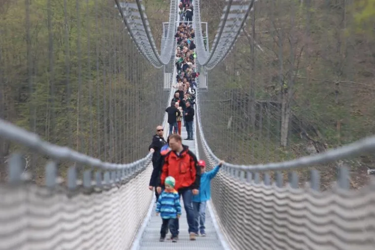 Njemačka: Otvoren najduži pje&scaron;ački viseći most na svijetu