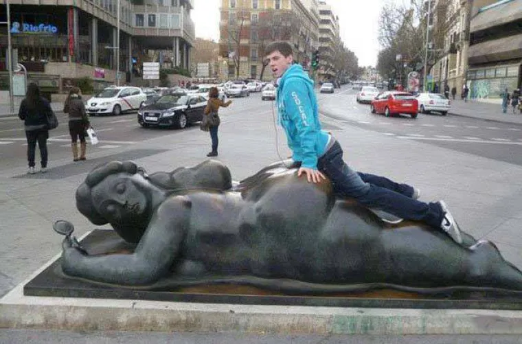 ŽELITE LI TAKVE TURISTE U SVOJEM GRADU? Jedni misle da su nekulturni, drugi da su dobri za turizam