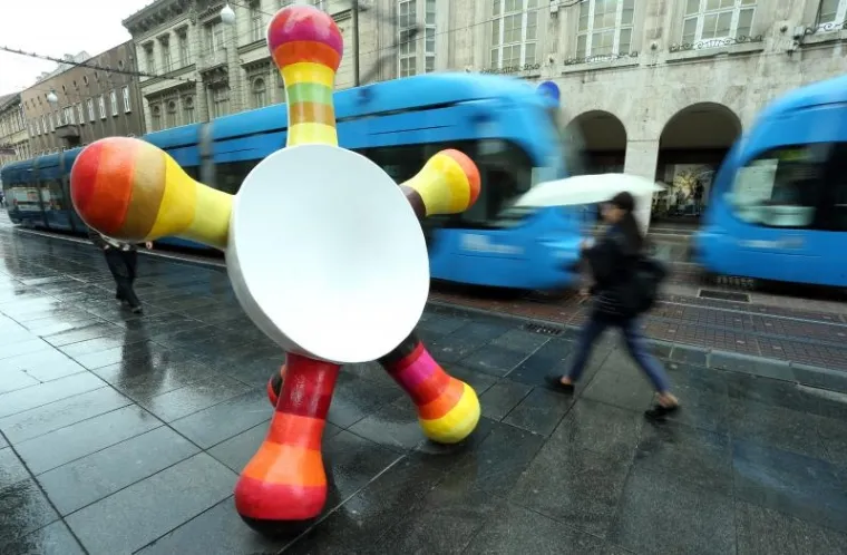 Neobične instalacije u sredi&scaron;tu Zagreba privlače prolaznike da se s njima fotografiraju