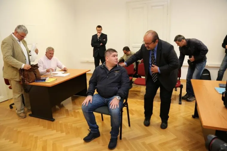 SUĐENJE BUJANCU: Kontroverzni voditelj brani se od optužbi za klevetu