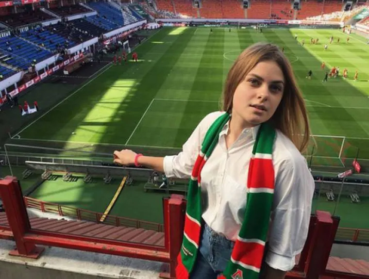 TKO BI PORED NJIH GLEDAO TEKMU? Ruskinje koje su postale glavna atrakcija na stadionima
