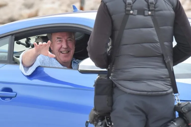 Istaknuti predstavnici popularnog automobilskog showa The Grand Tour, jednako popularni voditeljski trojac koji čine Jeremy Clarkson, Richard Hammond i James May, stigli su u Hrvatsku. Nakon Zadra, snimali su i na Pagu.