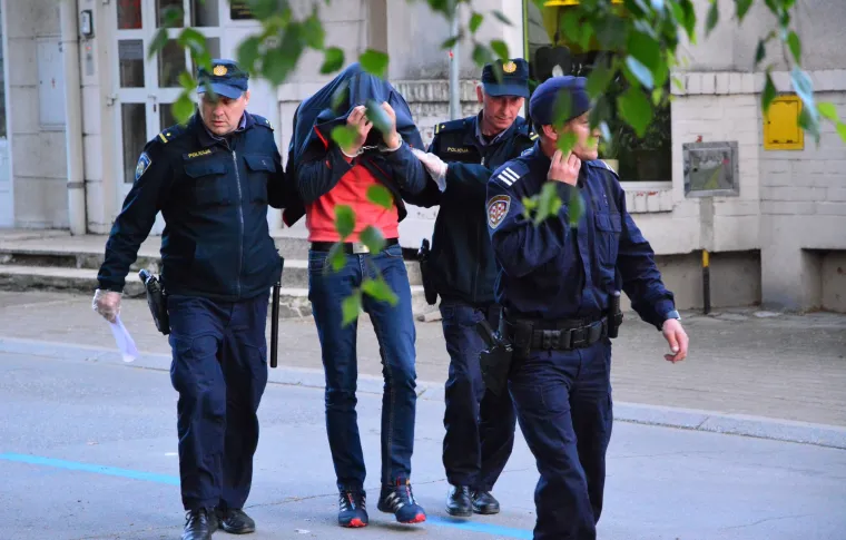 Privođenje 42-godi&scaron;njaka osumnjičenog za ubojstvo knjigovođe Željka Bohača