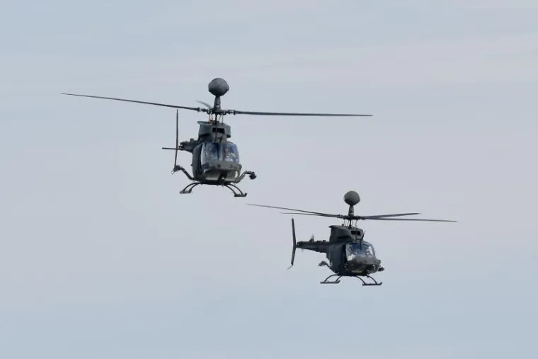 NOVE SNAGE U ZRAKU: U Zračnoj bazi Zemunik održana prezentacija letačke obuke na helikopterima Kiowa