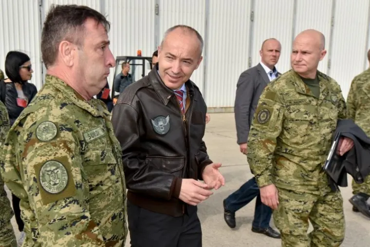 NOVE SNAGE U ZRAKU: U Zračnoj bazi Zemunik održana prezentacija letačke obuke na helikopterima Kiowa