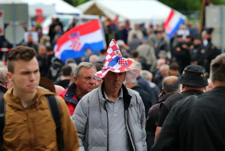 I NEKI OD POZNATIH PODUZETNIKA NA BLEIBURGU: Na komemoraciju stiglo tisuće ljudi
