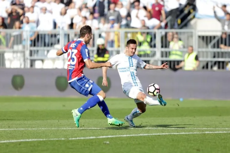 OSJETITE KAKO JE NA RUJEVICI: Pogledajte &scaron;to je napravila Armada, a &scaron;to nogometa&scaron;i Rijeke