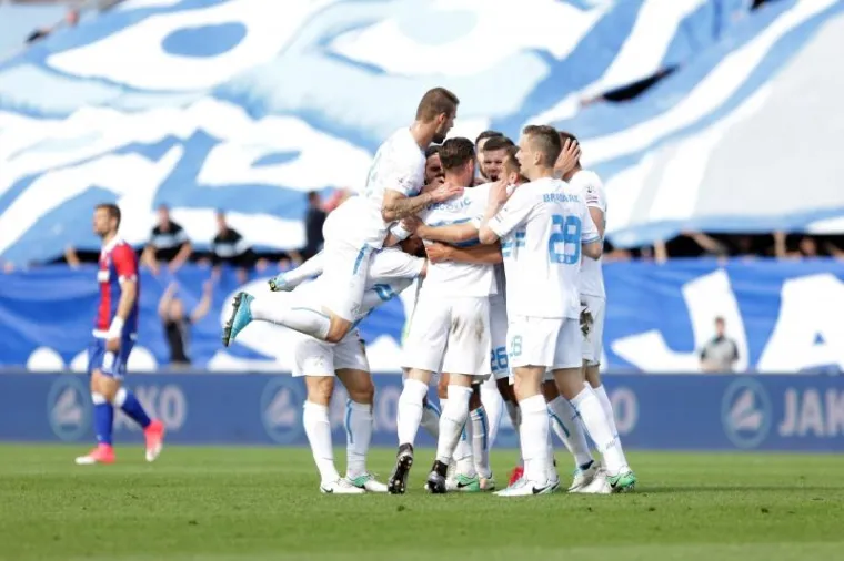 OSJETITE KAKO JE NA RUJEVICI: Pogledajte &scaron;to je napravila Armada, a &scaron;to nogometa&scaron;i Rijeke