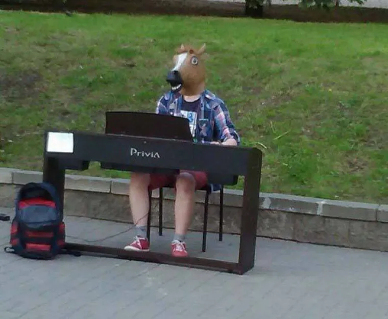 NIJE ČUDO &Scaron;TO SE SVI BOJE RUSIJE! Ako uspiju pokoriti svijet, i na&scaron;a će svakodnevica izgledati ovako bizarno