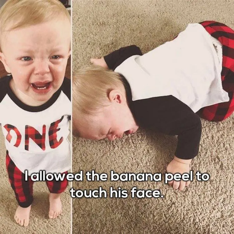 Kora od banane mu je dodirnula lice.