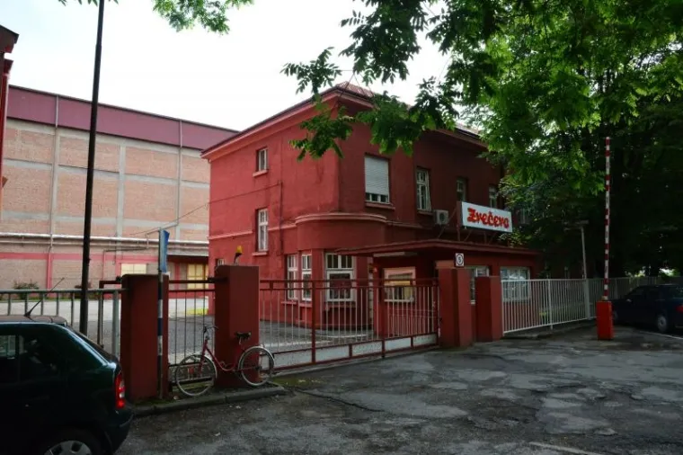 NEMA JOŠ PLAĆA ZA OŽUJAK: Radnici Zvečeva od danas su u štrajku