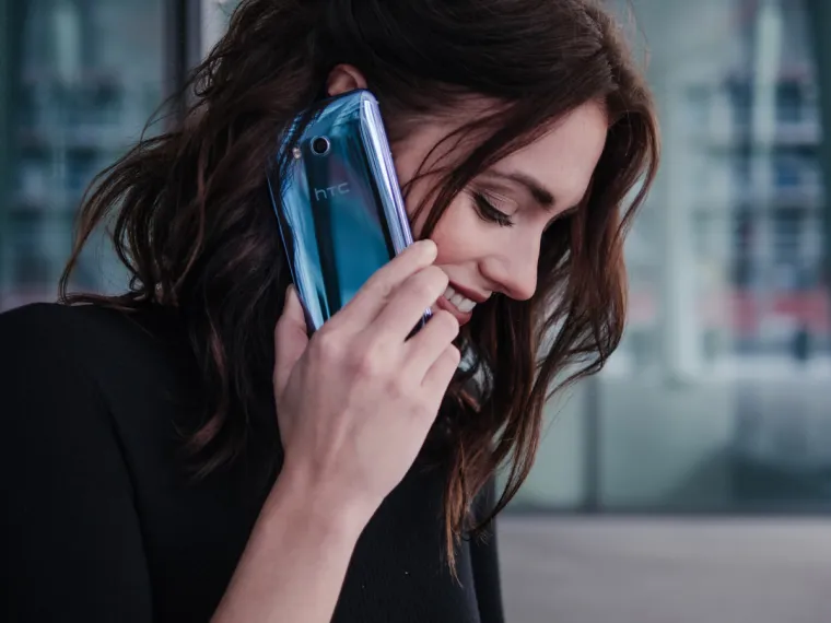 UPOZNAJTE HTC U11: HTC predstavio svoju novu perjanicu s revolucionarnim rje&scaron;enjima