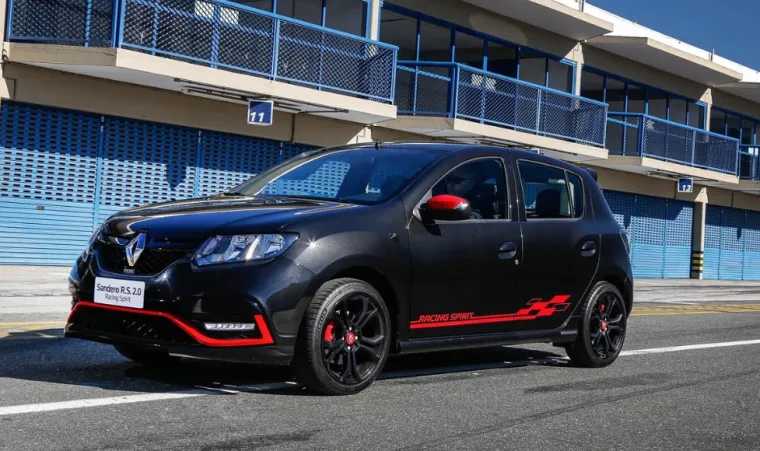 Do konačnih 202 km/h Sandero R.S. 2.0 razvija brzinu od 100 km/h za osam sekundi.