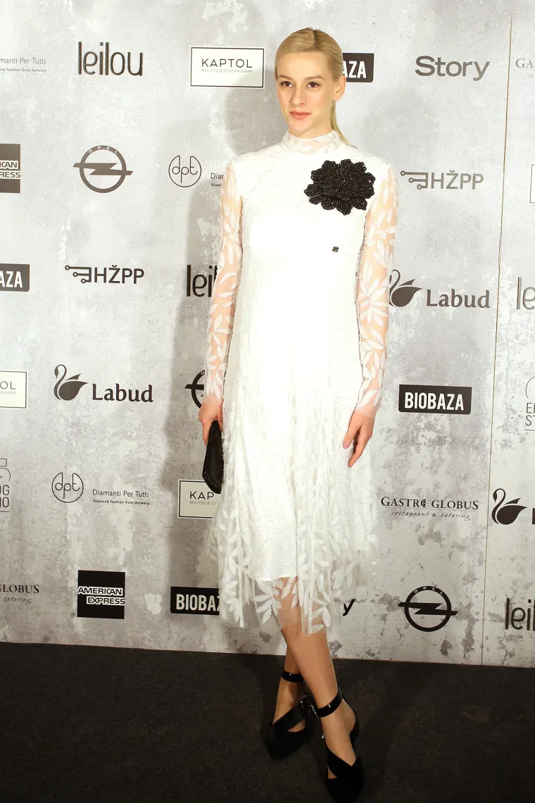 Svi su ostali u drugom planu: Kolinda Grabar Kitarović 'ukrala' pozornost na modnoj reviji