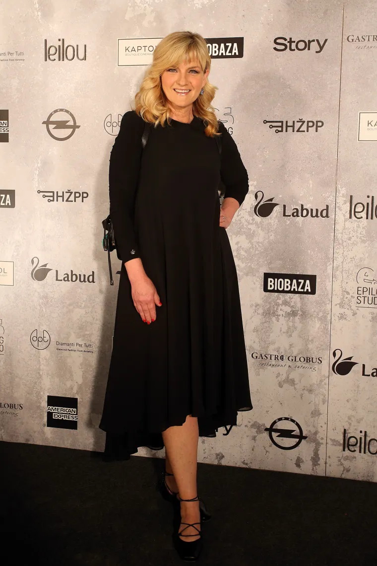 Svi su ostali u drugom planu: Kolinda Grabar Kitarović 'ukrala' pozornost na modnoj reviji