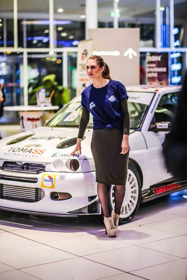 HOSTESE OVE GODINE NEMAJU MILOSTI: Uskoro počinje Zagreb Auto Week, pogledajte djevojke koje će predstavljati automobile